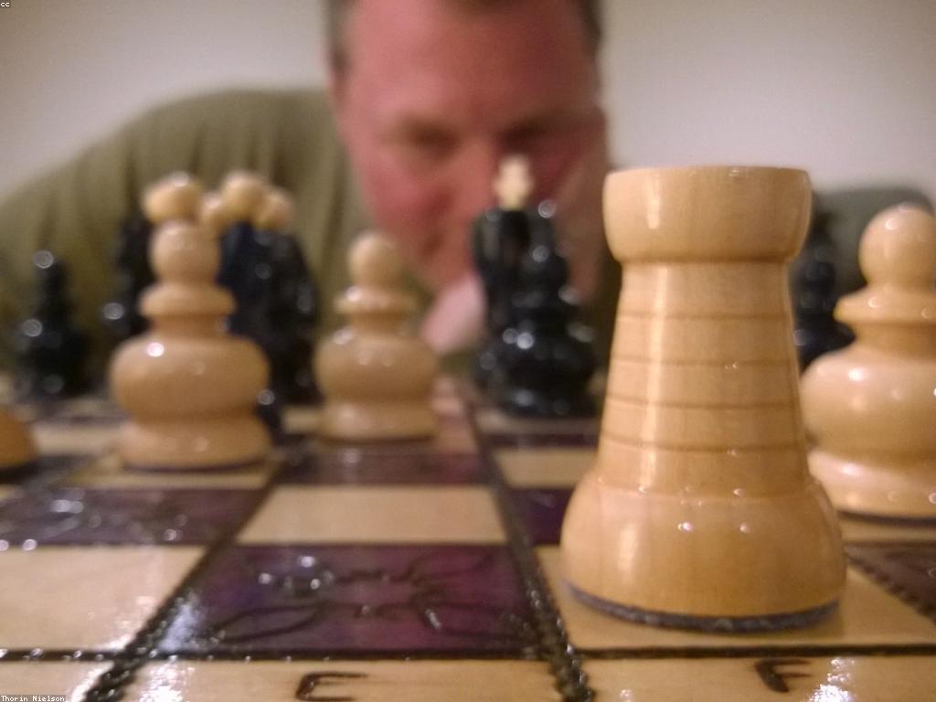 យុទ្ធសាស្ត្រល្បែង៖ វិធីដើម្បីអភិវឌ្ឍន៍ជំនាញល្បែងរបស់អ្នក